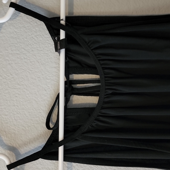 Top - Picture 4 of 5